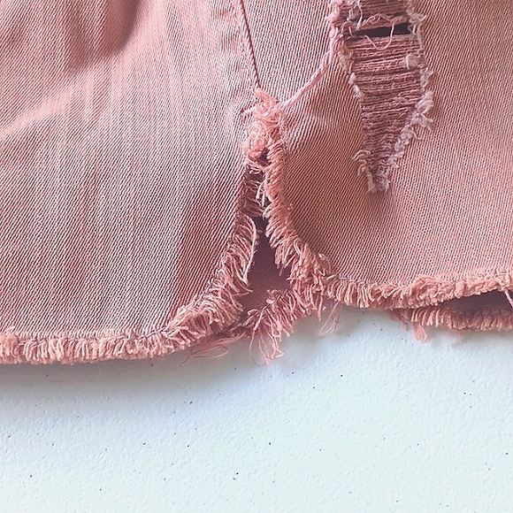 LEVEL 99 Adelynn Side Slit Distressed Denim Shorts, Size 29, Maeve - Picture 8 of 12